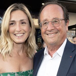 Julie Gayet et François Hollande assistent au 15e Festival du film francophone d'Angoulême. Photo by David Niviere/ABACAPRESS.COM