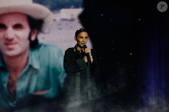 Connue pour ses rôles dans "Zodiaque" ou "Infidèle", l’actrice continue d’évoluer dans le paysage audiovisuel français.

Exclusif - Claire Keim - Enregistrement de l'émission "Eternel Aznavour, le concert événement", diffusée le 18 octobre sur France 3
© Christophe Clovis-Cyril Moreau / Bestimage
