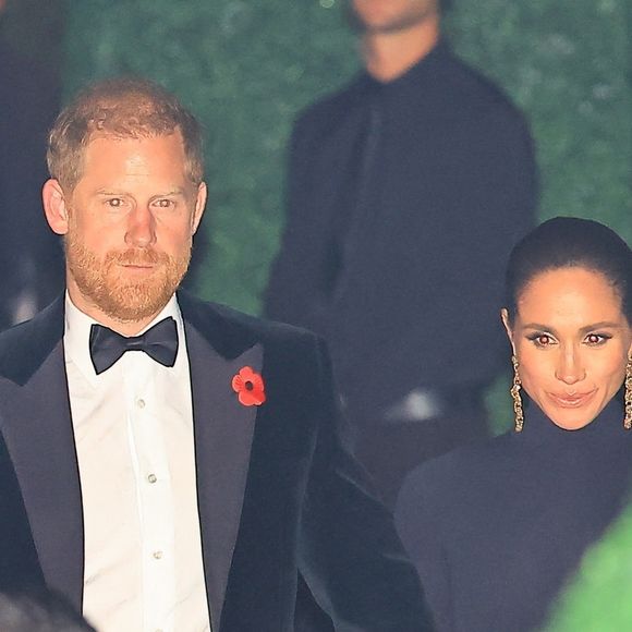Le prince Harry et Meghan Markle auraient demandé qu'elles soient supprimées.

Meghan Markle et le prince Harry au 70e anniversaire de Kris Jenner à Beverly Hills le 8 novembre 2025. Photo : Backgrid USA / Bestimage