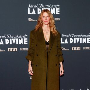 L’actrice a été très présente à l’hôpital, l’aidant physiquement et moralement au quotidien.

Sandrine Kiberlain au photocall de la première du film "Sarah Bernhardt, la divine" au cinéma Pathé Palace à Paris le 10 décembre 2024.

© Christophe Clovis / Bestimage