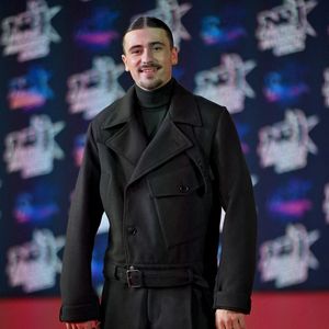 Le lauréat de la Star Academy 2023, Pierre Garnier, assiste au photocall de la 27e édition des NRJ Music Awards, le 31 octobre 2025 à Cannes, France.  Photo by Franck Castel/ABACAPRESS.COM