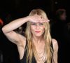 Il ne faut pas l'embêter !

Vanessa Paradis - Célébrités au Défilé Chanel, Collections Prêt-à-porter Printemps / Eté, dans le cadre de la Fashion Week de Paris. Au Grand Palais à Paris 

© Bertrand Rindoff / Bestimage
