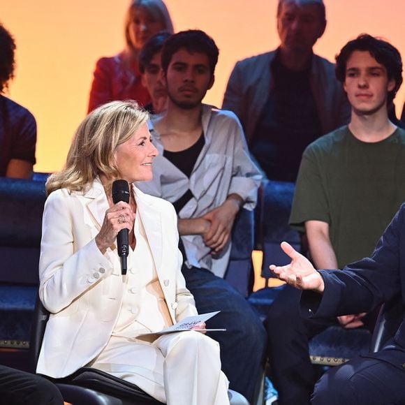 Exclusif - Alain Chamfort, Claire Chazal, André Manoukian - Enregistrement de l'émission "Le Grand Echiquier : Spéciale Dalida" à l'Opéra royal de Versailles, présentée par C.Chazal et A.Manoukian, et diffusée sur France 2, le 18 mars 2025. © Guillaume Gaffiot/Bestimage