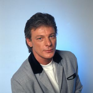 Il a "longtemps souffert d'être la doublure du rocker français numéro 1", a rappelé "Nice-matin"

Archives - Portrait de Herbert Leonard
©JLPPA / Bestimage