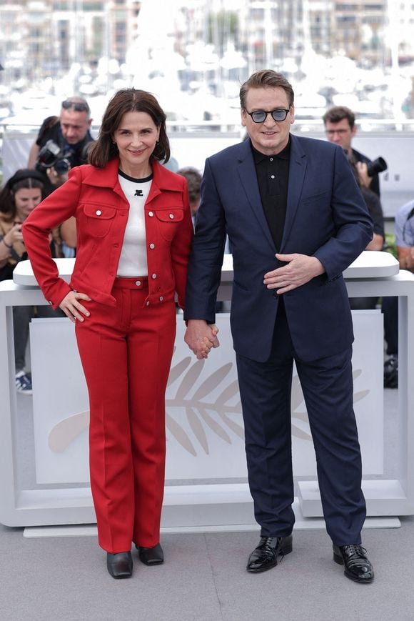 Juliette Binoche et Benoît Magimel assistent au photocall de "La Passion De Dodin Bouffant" lors du 76ème festival de Cannes au Palais des Festivals le 25 mai 2023 à Cannes, France. Photo David Boyer/Abaca