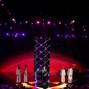 Exclusif - Chimene Badi et ses choristes - Enregistrement de l'émission "La fête de la chanson française" à Paris, présentée par L.Thilleman et A.Manoukian, et diffusée le 20 décembre sur France 3
© Pierre Perusseau / Bestimage