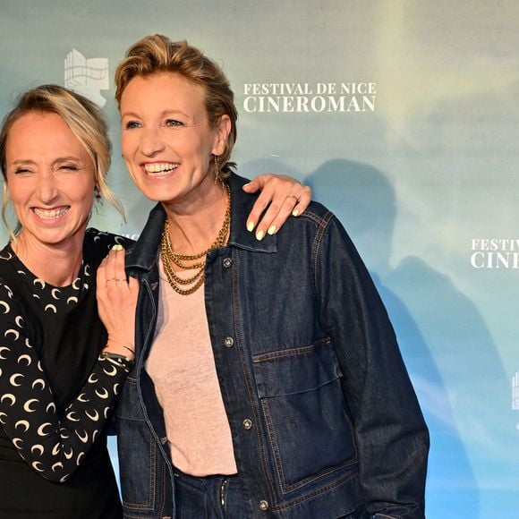 Audrey Lamy, pour le film En Tongs au pied de l'Himalaya, et sa soeur Alexandra Lamy pour le film Louise Violet. - 6ème édition du festival Cinéroman à Nice le 1er octobre 2024. © Dominique Jacovides - Bruno Bebert / Bestimage