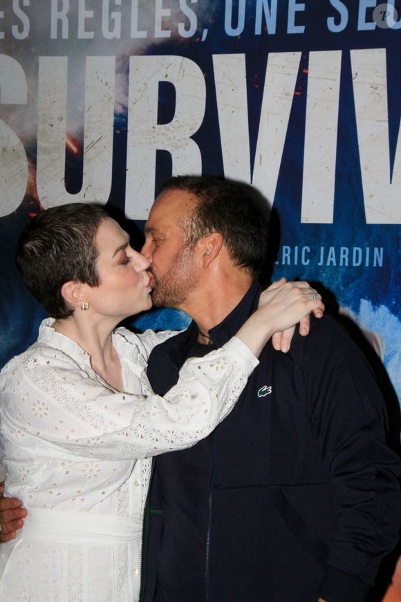 Émilie Dequenne et son mari Michel Ferracci au photocall de l'équipe du film "Survivre" au cinéma UGC Ciné Cité Bercy à Paris le 18 juin 2024.

© Philippe Baldini / Bestimage