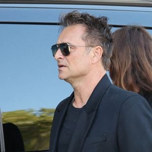 David Hallyday et sa femme Alexandra Pastor - Obsèques de Nathalie Baye en l'église Saint-Sulpice à Paris le 23 avril 2026. © Dominique Jacovides - Coadic Guirec / Bestimage