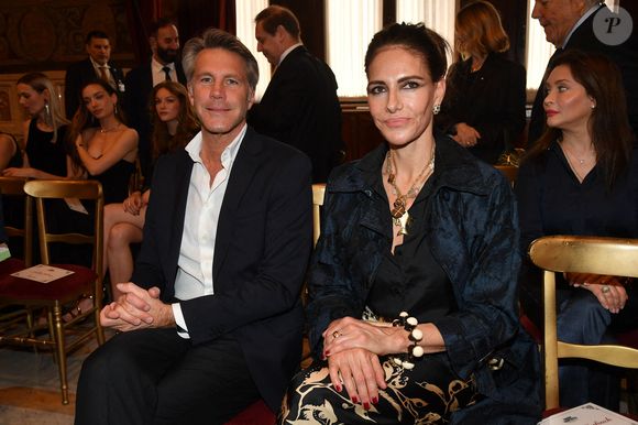 Emmanuel-Philibert de Savoie et sa compagne vont-ils se marier prochainement ? 

Emmanuel-Philibert de Savoie et Adriana Abascal au dîner de gala. Rome, Palazzo Ruspoli Dîner de gala pour le concert d'Omar Harfouch au Parlement italien. Italie. Photo par  IPA/ABACAPRESS.COM