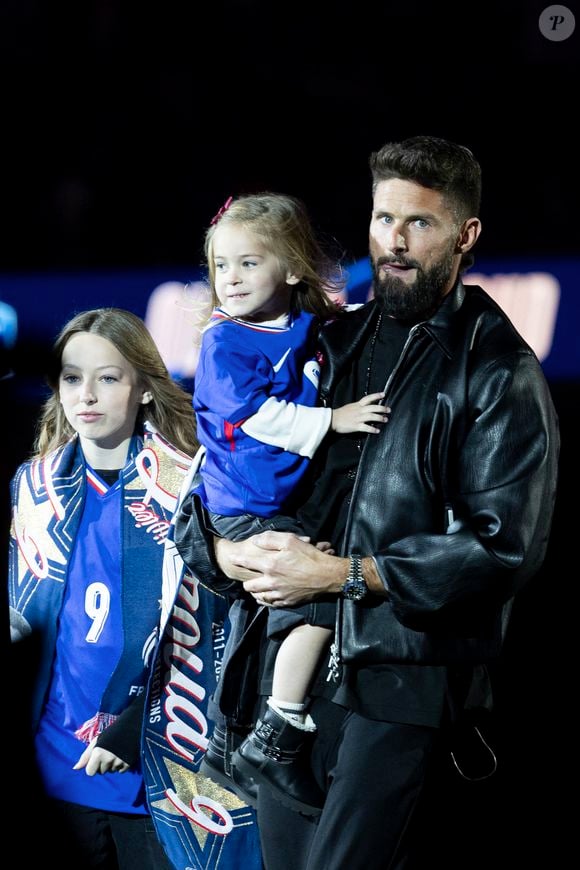 La fille d’Olivier Giroud a fêté ses 12 ans le 18 juin dernier

Olivier Giroud, entouré de ses enfants Aria, Aaron, Evan et Jade, reçoit un hommage au Stade de France avant le Quart de finale de la Ligue des Nations de l'UEFA 2025 "France - Croatie (2-0 / tab 5-4)" au Stade de France à Saint-Denis, le 23 mars 2025.
© Cyril Moreau/Bestimage