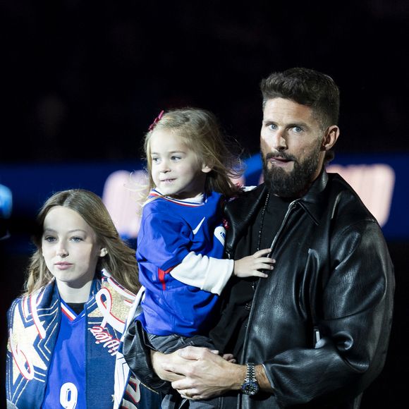 La fille d’Olivier Giroud a fêté ses 12 ans le 18 juin dernier

Olivier Giroud, entouré de ses enfants Aria, Aaron, Evan et Jade, reçoit un hommage au Stade de France avant le Quart de finale de la Ligue des Nations de l'UEFA 2025 "France - Croatie (2-0 / tab 5-4)" au Stade de France à Saint-Denis, le 23 mars 2025.
© Cyril Moreau/Bestimage