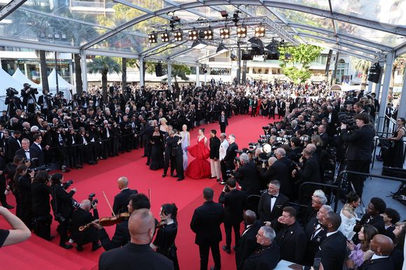 Montée des marches du film "Mission Impossible : The Final Reckoning" lors du 78ème Festival International du Film de Cannes, au Palais des Festivals à Cannes.

Photo : Jacovides-Moreau / Bestimage