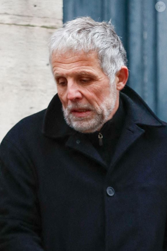 Stéphane Guillon - Arrivées aux obsèques de Niels Arestrup à l'Église Saint-Roch à Paris. Le 10 décembre 2024
© Christophe Clovis / Bestimage