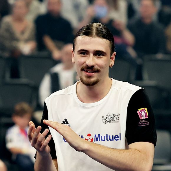 Pierre Garnier - Match de futsal lors de la nouvelle édition du Foot-Concert organisé par le Réseau A.Ma.N.D./Huntington Avenir à la LDLC Arena à Lyon le 11 Novembre 2024. © Dominique Jacovides/Bestimage