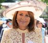 En revanche, sa mère, Carole Middleton, a fait une entrée remarquée, vêtue d’une élégante robe jaune en dentelle, illuminant l’hippodrome. 

Carole Middleton et sa belle-fille A.Middleton (Thevenet) assistent aux courses hippiques Royal Ascot, le 18 juin 2025. Crédit photo : Julien Burton / Bestimage