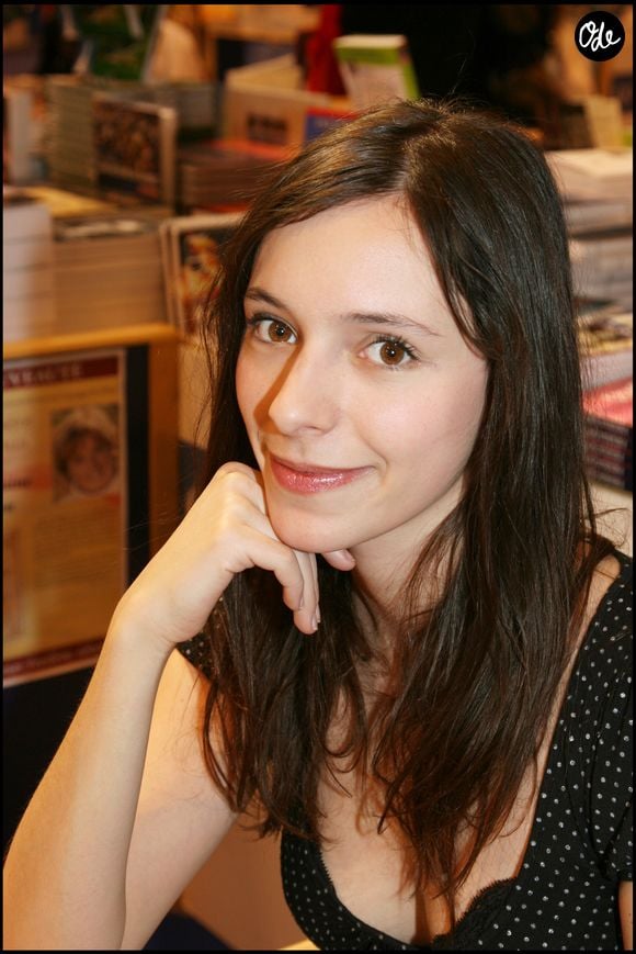 Lolita Sechan lors du Salon du Livre de Paris en 2007
©COADIC GUIREC / BESTIMAGE