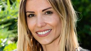 Alexandra Rosenfeld et sa fille profitent d’un bistrot à la vue sur l’océan, la petite Jim a bien grandi
