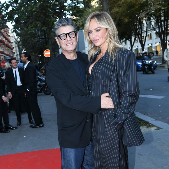 Cette décision a été prise par respect pour l’ex-compagnon d’Adriana et pour préserver l’équilibre familial. 

Marc Lavoine et sa compagne Adriana Karembeu arrivant au "Concerto pour la Paix" organisé par Omar Harfouch au Théâtre des Champs Élysées à Paris, France, le 18 Septembre 2024.

Rachid Bellak / Bestimage