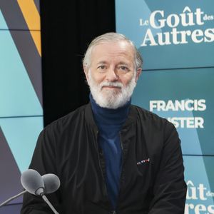 Exclusif - Francis Huster lors de l'enregistrement de l'émission "Le goût des autres" à Paris, présentée par V.Benaim et diffusée le 1er octobre sur i24news
© Jack Tribeca / Bestimage