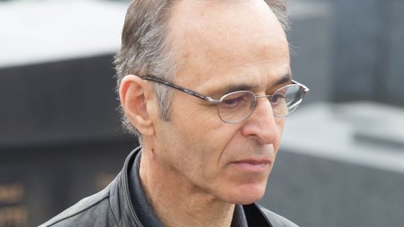 "Il souhaitait se rapprocher de…" : pourquoi Jean-Jacques Goldman est rentré en France avec sa femme Nathalie et leurs filles