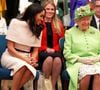 Il ne fallait pas faire de l'ombre à la souveraine, au centre de tout

Photo d'archives du 14 juin 2018 de la Reine Elizabeth II et de la Duchesse de Sussex, visitant la Storyhouse à Chester. Phil Noble/PA Wire
