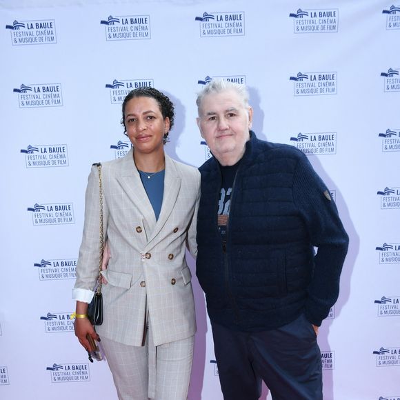 Pierre Ménès et sa femme Mélissa - 10ème Festival du Cinéma et de la Musique de Film à La Baule le 29 juin 2024. © Rachid Bellak/Bestimage
