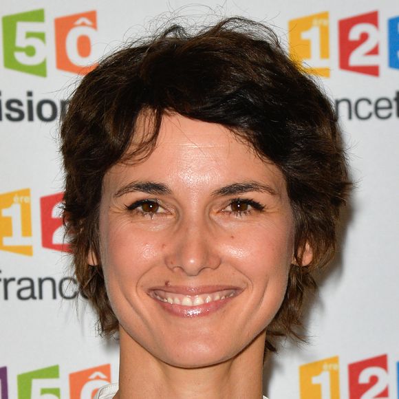 Églantine Éméyé lors du photocall de la présentation de la nouvelle dynamique 2017-2018 de France Télévisions. Paris, le 5 juillet 2017.
© Guirec Coadic/Bestimage