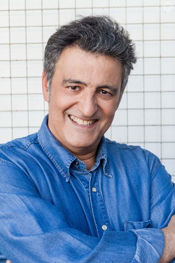 Portrait du chanteur Phil Barney lors de l'enregistrement de l'émission de télévision les grands du rire à Paris, France le 16 Juin 2015. Photo Maxime Reynaud/APS-Medias/ABACAPRESS.COM