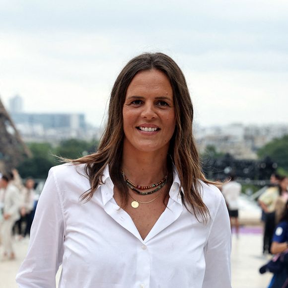 Après avoir fui le tumulte médiatique et la surmédiatisation de ses années de gloire, Laure Manaudou a fait le choix de se reconstruire loin des grandes villes...

Laure Manaudou arrive au Trocadéro avant la cérémonie d'ouverture des Jeux Olympiques d'été. Photo par Christophe Petit Tesson/PA/ABACAPRESS.COM