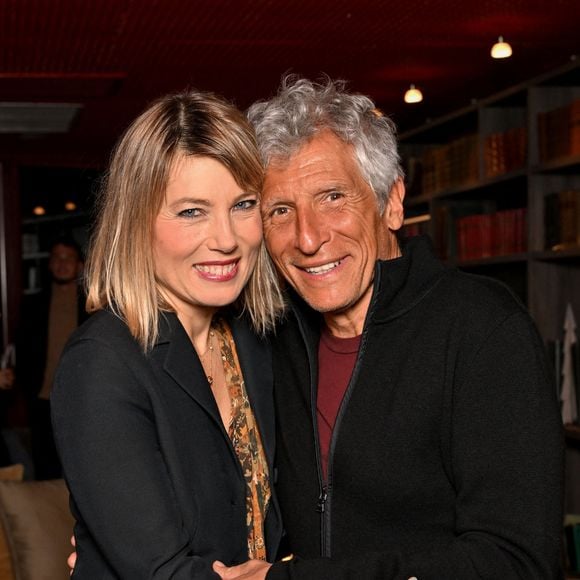 Nagui et Mélanie Page ont découvert le spectacle d'Artus à la Défense Arena.

Mélanie Page et son mari Nagui - Générale de la pièce "Ubu Roi" d'Alfred Jarry, mise en scène par Daniel Benoin, le directeur du théâtre Anthéa à Antibes. © Bruno Bebert/Bestimage