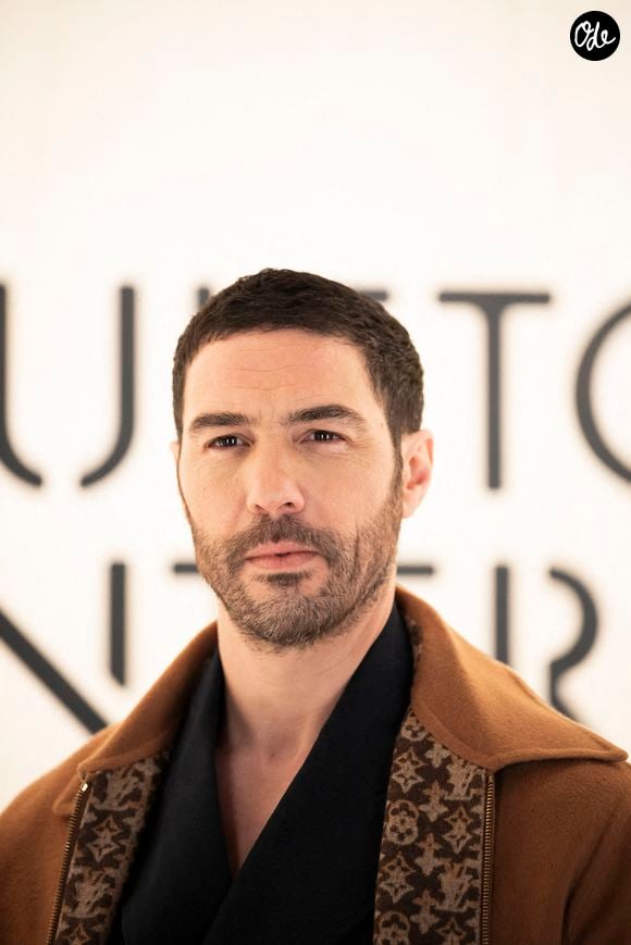 Une transformation spectaculaire que son corps lui fait payer aujourd'hui.

Tahar Rahim assiste au défilé Louis Vuitton Homme Automne-Hiver 2026-2027 dans le cadre de la Fashion Week de Paris, le 20 janvier 2026 à Paris, en France. 

Photo de Eliot Blondet/ABACAPRESS.COM