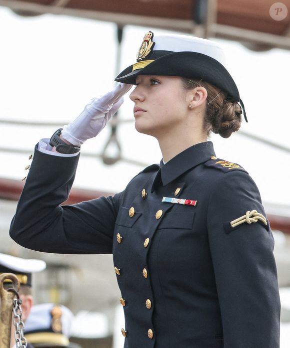 La princesse Leonor de Borbon assiste à la cérémonie de départ de Juan Sebastian ElCano à Cadix, Espagne, le samedi 11 janvier 2025. Photo by Jesus Briones/GTres/ABACAPRESS.COM