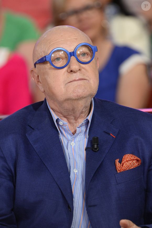 Jean-Pierre Coffe - Enregistrement de l'émission "Vivement Dimanche" à Paris le 13 mai 2015 et qui sera diffusée le 17 Mai 2015. Invité principal Charlotte de Turckheim