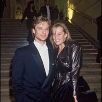 "On laisse forcément ses enfants à un autre homme" : David Hallyday s'exprime sur la fin de son histoire avec Estelle Lefébure, mère de ses filles Emma et Ilona