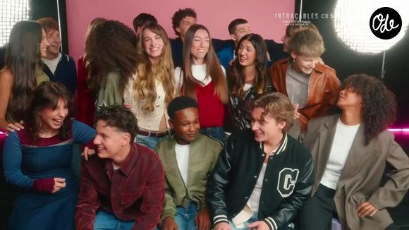Mais la musique n'est pas son seul univers : elle étudie le marketing de la mode à Bordeaux et termine actuellement son master.

Capture d'écran TF1