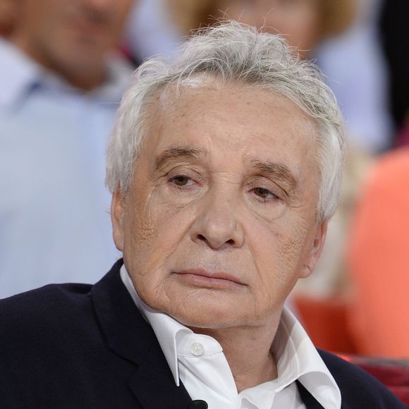 Michel Sardou - Enregistrement de l'émission " Vivement Dimanche " Spéciale Les enfants du Top 50, le 8 octobre 2014. COADIC GUIREC / BESTIMAGE