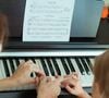 Les jeunes musiciens réussissent mieux certains tests.

Photo prise par Andrey K / Unsplash.