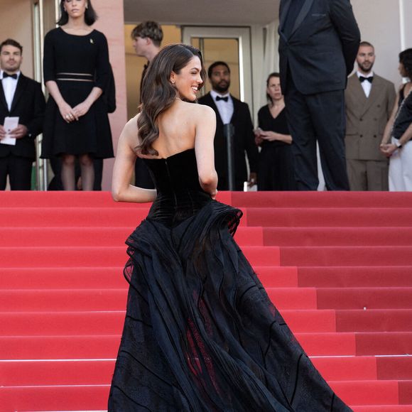 Antoine Dupont et Iris Mittenaere assistent au tapis rouge du Dossier 137 (Case 137) lors de la 78ème édition du Festival de Cannes au Palais des Festivals le 15 mai 2025 à Cannes, France. Photo by David NIVIERE/ABACAPRESS.COM