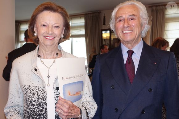 Elle y rencontre Michele Ferrero, qu’elle épouse en 1962, et le couple aura deux fils, dont Giovanni Ferrero, actuel dirigeant du groupe. 

Info - Maria Franca Ferrero, héritière de l'empire chocolatier éponyme, est décédée à l'âge de 87 ans - Exclusif - Maria Franca Ferrero (la femme de Michele Ferrero, du groupe Ferrero) et Adriano Ribolzi - Hommage à l'artiste peintre/Sculpteur Jean-Michel Folon dans son atelier à Monaco le 25 novembre 2015. © Claudia Albuquerque/Bestimage

|Exclusif - Hommage à l'artiste peintre/Sculpteur Jean-Michel Folon dans son atelier à Monaco