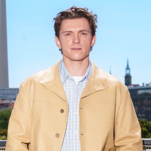 Et pour lui de prévenir avec franchise : "Et ensuite, vous redescendrez jusqu'à 1. C’est un entraînement monstrueux."

Tom Holland - Photocall du film "Spiderman : Brand New Day" à Berlin, le 22 juin 2026. © API / BESTIMAGE