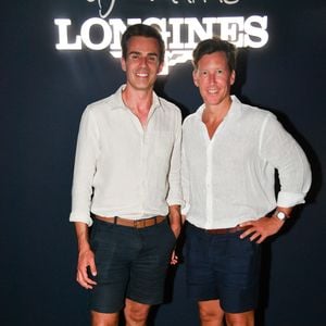 Exclusif - Jean-Baptiste Marteau et son compagnon Jean de Reynal dans l’espace VIP “le Pavillon Eiffel,” lors de la 12ème édition Longines Paris Eiffel Jumping au pied de la Tour Eiffel sur le Champ-de-Mars à Paris, France le 20 juin 202
© Perusseau / Veeren / Bestimage