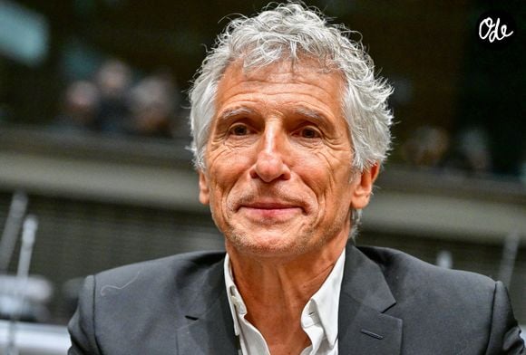 Le présentateur de télévision et producteur audiovisuel Nagui assiste à une audition de la Commission d'enquête parlementaire sur la neutralité, le fonctionnement et le financement du service public de radiodiffusion français à l'Assemblée nationale, à Paris, le 1er avril 2026. 

© Christian Liewig/Bestimage