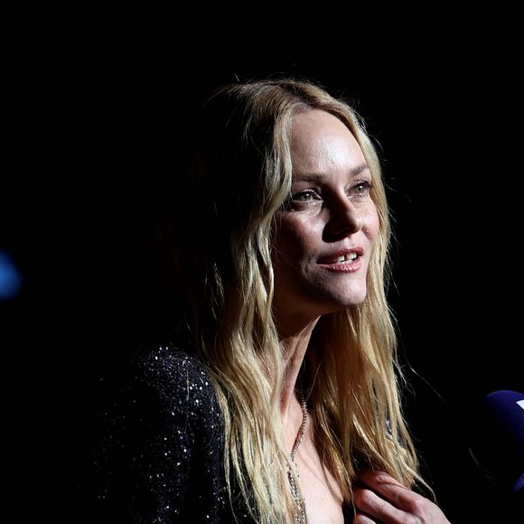 Le maintien de ses prochains concerts en Belgique et à Amiens est-il incertain ?

Vanessa Paradis au photocall de la cérémonie d'ouverture de la 15ème édition du festival Lumière à la Halle Tony Garnier de Lyon le 12 octobre 2024.

© Dominique Jacovides / Bestimage