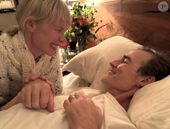 Dans un autre cliché, la designeuse américaine Erin Fetherston plonge son regard dans celui de son "meilleur ami". Un moment émouvant et rempli de tendresse.

Capture d'écran Instagram d'Erin Fetherston.