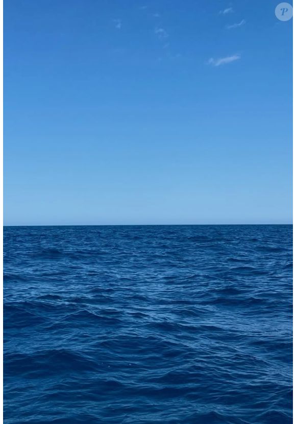 Louane immortalise ses vacances d'été sur Instagram. (Capture d'écran - Juillet 2025)