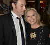 Christopher Stills et Véronique Sanson sont très proches.
Christopher Stills, fils de Véronique Sanson, s'est marié - Semi Exclusif - Véronique Sanson (l'imprimé de son tee-shirt représente le logo du groupe "Crosby, Stills & Nash" de son ex-mari Stephen Stills avec qui elle a eu son fils Christopher) et son fils Christopher Stills - Cérémonie de remise des Grands Prix Sacem 2015 aux Folies Bergères à Paris le 30 novembre 2015. © Veeren / Bestimage