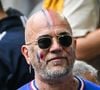 Pascal Obispo - Célébrités dans les tribunes du huitième de finale de l'Euro 2024 entre la France et la Belgique (1-0) à Dusseldorf le 1er juillet 2024.