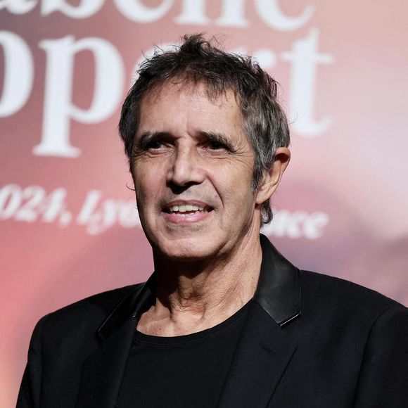 Julien Clerc parle de son fils et de leur vie entre Paris et une autre capitale européenne

Julien Clerc au photocall de la cérémonie de remise du prix lumière de la 16ème édition du Festival Lumière à l'Amphithéâtre - Centre de Congrès à Lyon, France. © Dominique Jacovides/Bestimage