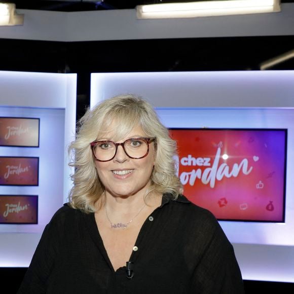 Avant d'ajouter : "Elle m’aide beaucoup (...) elle sait qu’elle a une maman qui de temps en temps peut être fatiguée".

Exclusif - Laurence Boccolini lors de l'enregistrement de l'émission "Chez Jordan" à Paris, le 14 juin 2023.

Photo : Cédric Perrin / Bestimage